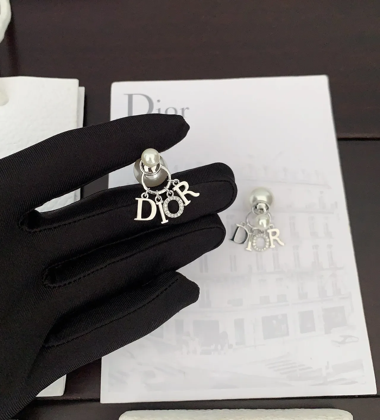 Dior أقراط أبيض فضي لؤلؤ قطرة شعار جاذب 4