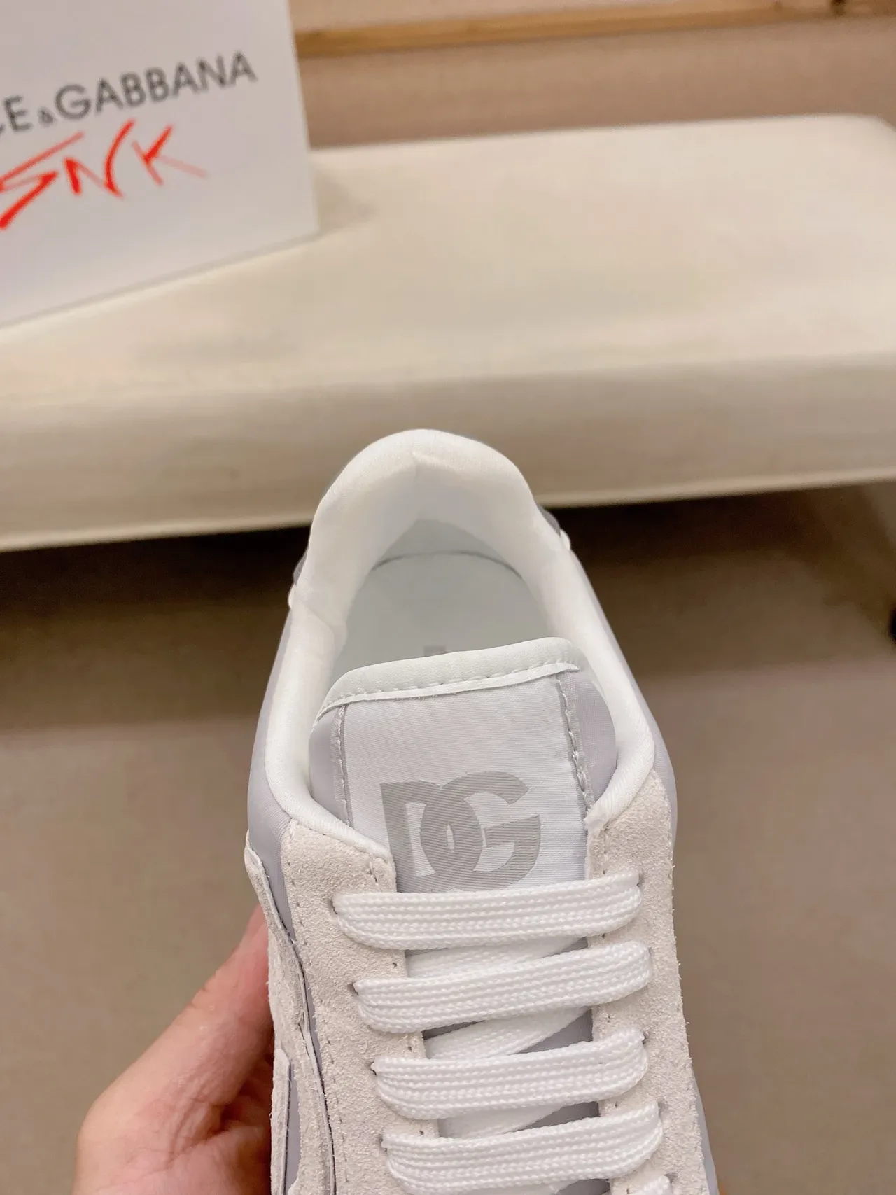 Dolce & Gabbana B27 رمادي وأبيض أحذية رياضية أسلوب حياة 4