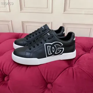 Dolce & Gabbana কালো সাদা চামড়ার উপর Oversized DG Monogram লাইফস্টাইল স্নিকার্স