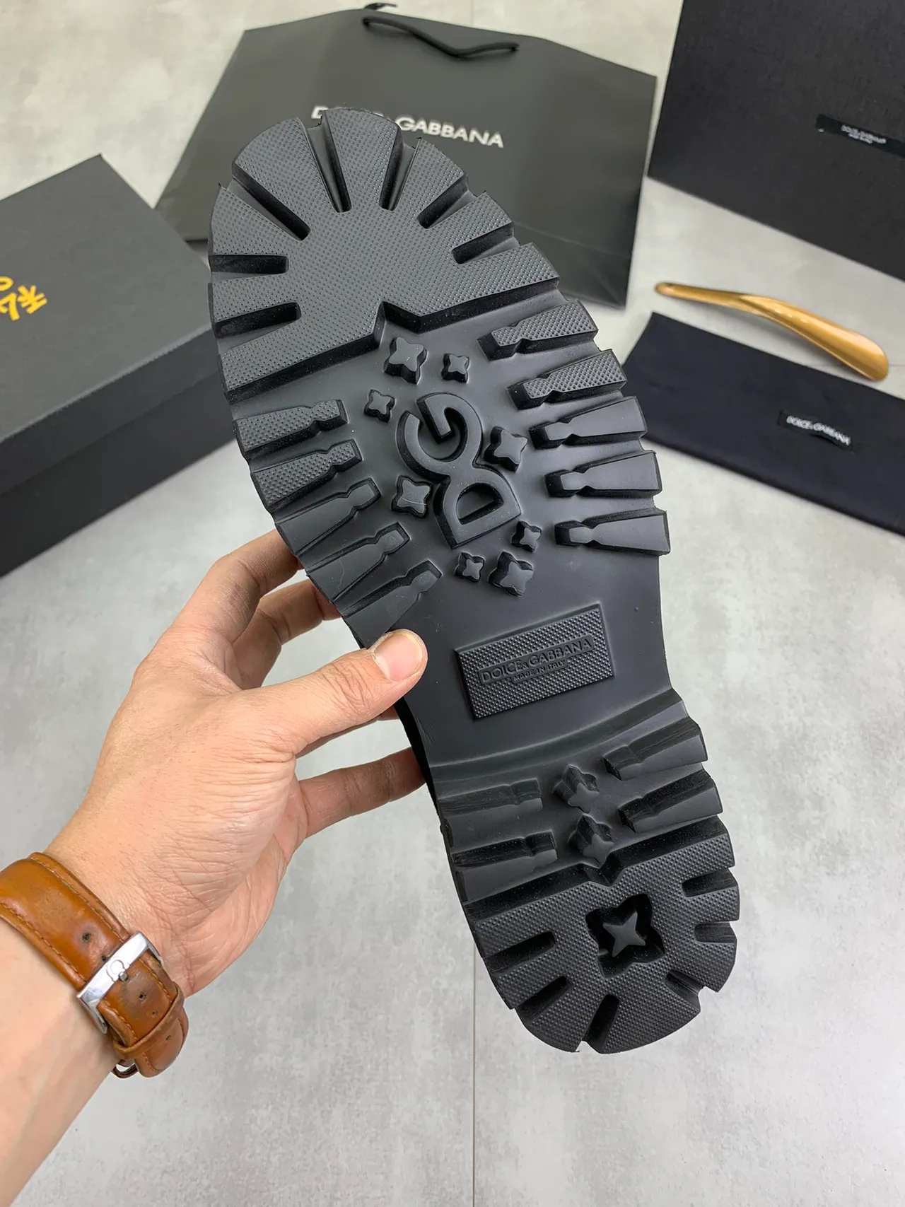 Dolce & Gabbana DG Loafer 黑色麂皮革 带 凸跟鞋底 乐福鞋 3
