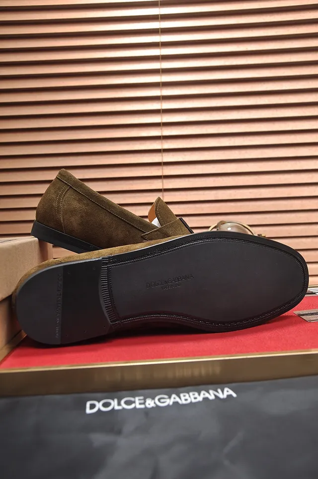Dolce & Gabbana Portofino 橄榄色麂皮乐福鞋 3