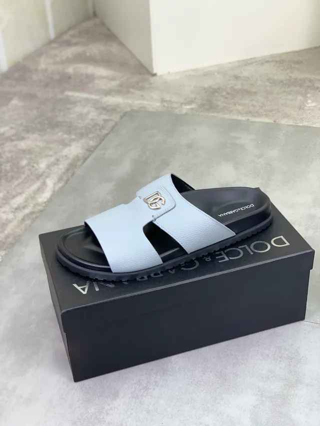 Dolce & Gabbana Cuir Gris DG Logo Chaussons Glissants 4