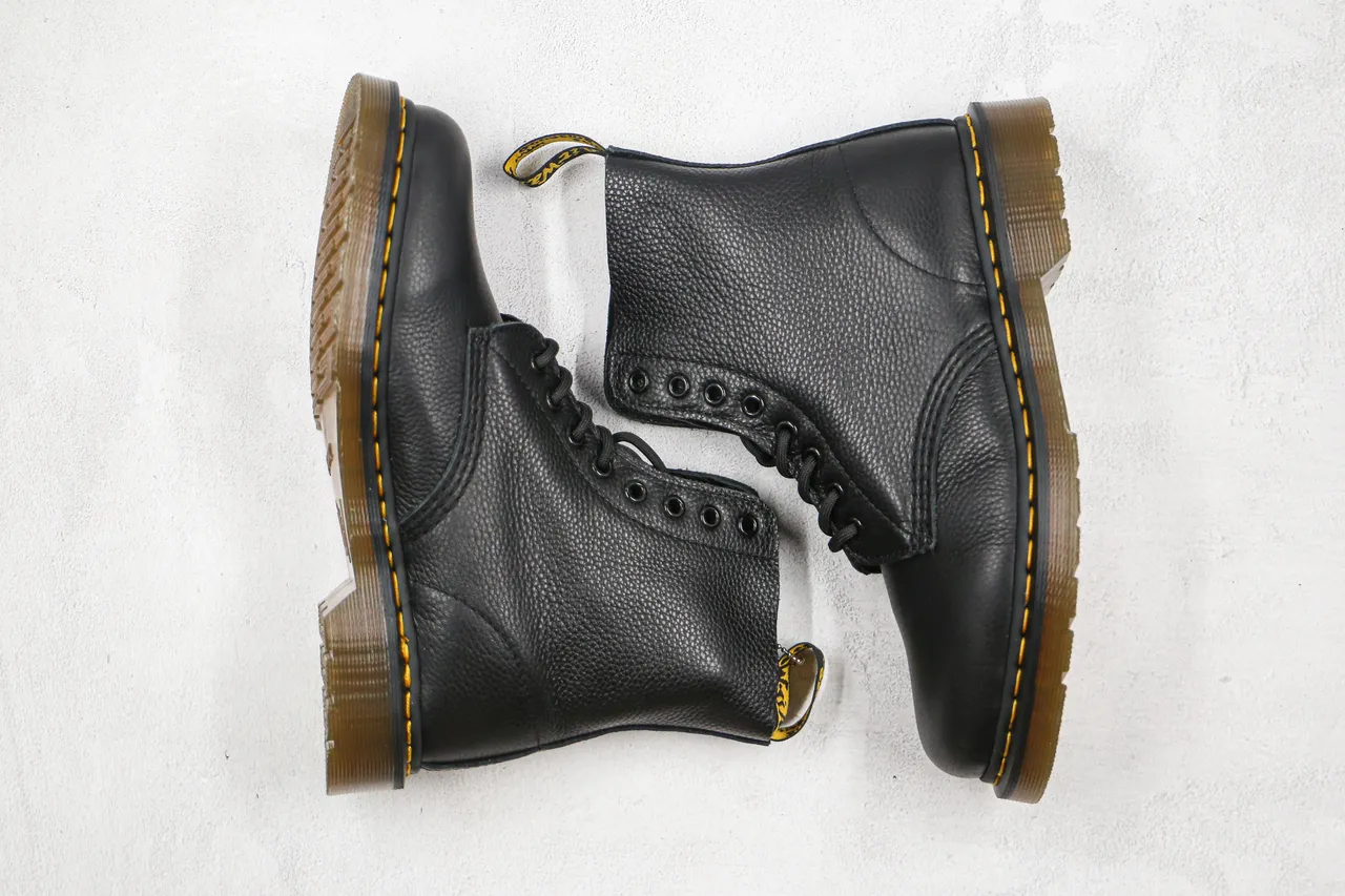 Dr. Martens 1460 黑色粒面皮革 黄色缝线 马丁靴 7