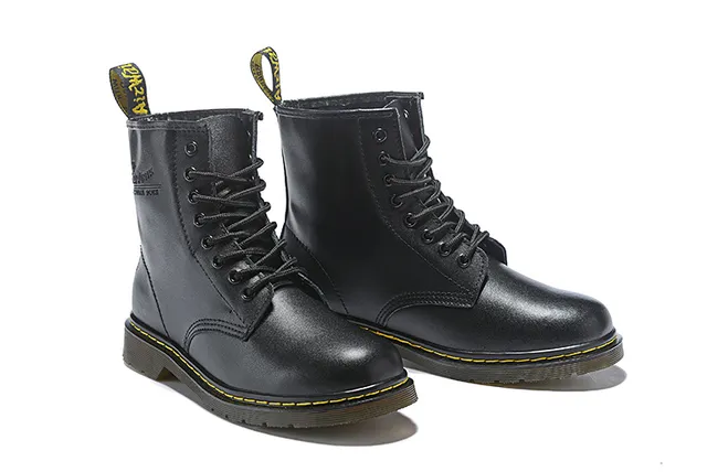 Dr. Martens 1460 黑色光滑皮革马丁靴 9