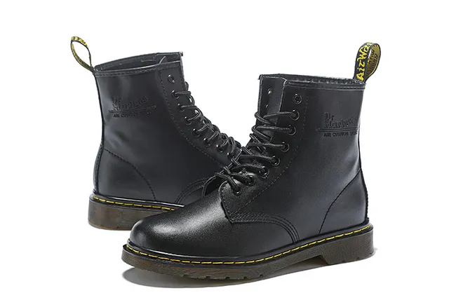 Dr. Martens 1460 黑色光滑皮革马丁靴 10