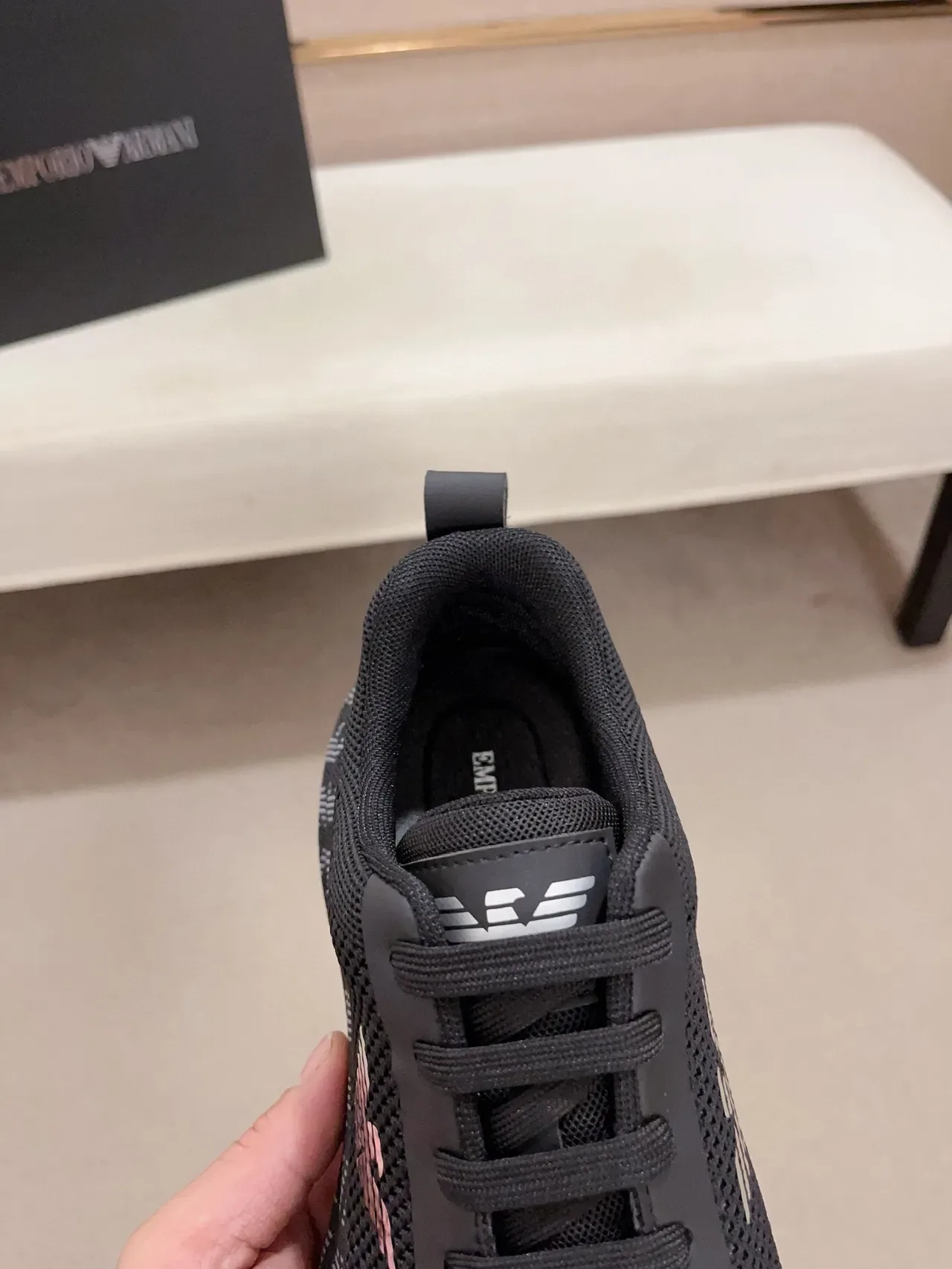 Emporio Armani Sneakers Lifestyle Preto Knit Monograma Águia 6