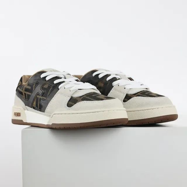 Zapatillas Fendi Beige Marrón Low-Top de Suede y Tela con Monograma 3