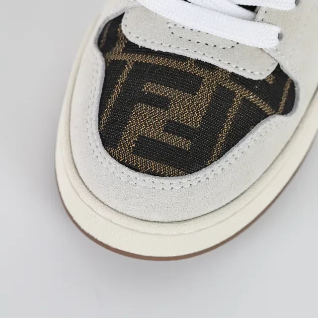 Zapatillas Fendi Beige Marrón Low-Top de Suede y Tela con Monograma 5