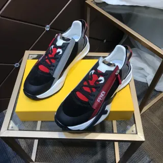 Fendi काला लाल तलवां मिश्रित सामग्री ऊपरी चंकी स्नीकर