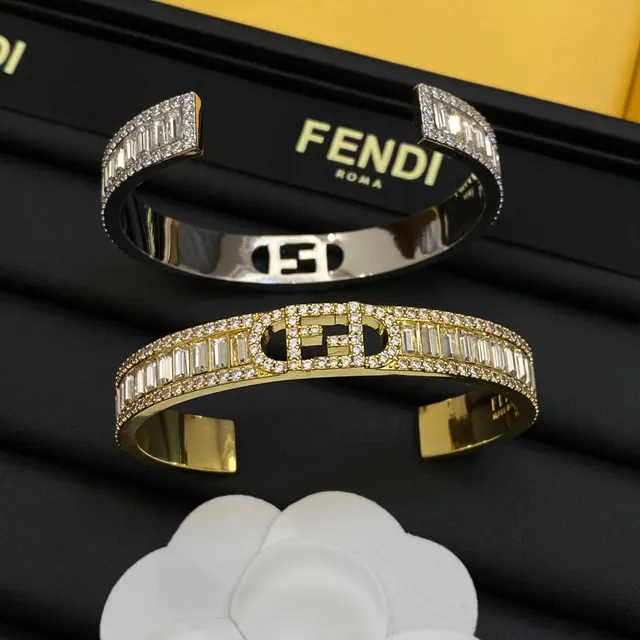 Fendi FF Logo Pavé Baguette-Cut কাফ ব্রেসলেট 2