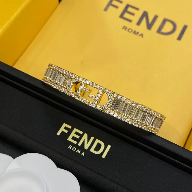 Fendi FF Logo Pavé Baguette-Cut কাফ ব্রেসলেট 5