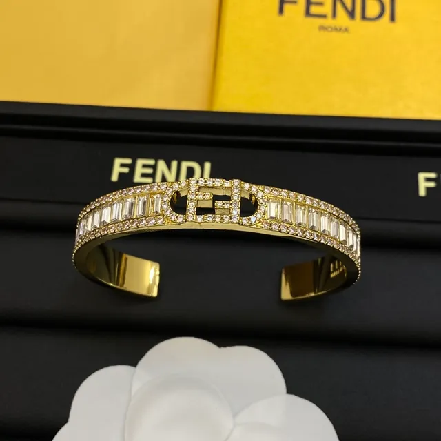 Fendi FF Logo Pavé Baguette-Cut কাফ ব্রেসলেট 6
