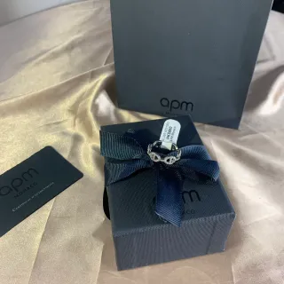 APM موناكو حلقة متشابكة بيضاوية بيڤيه