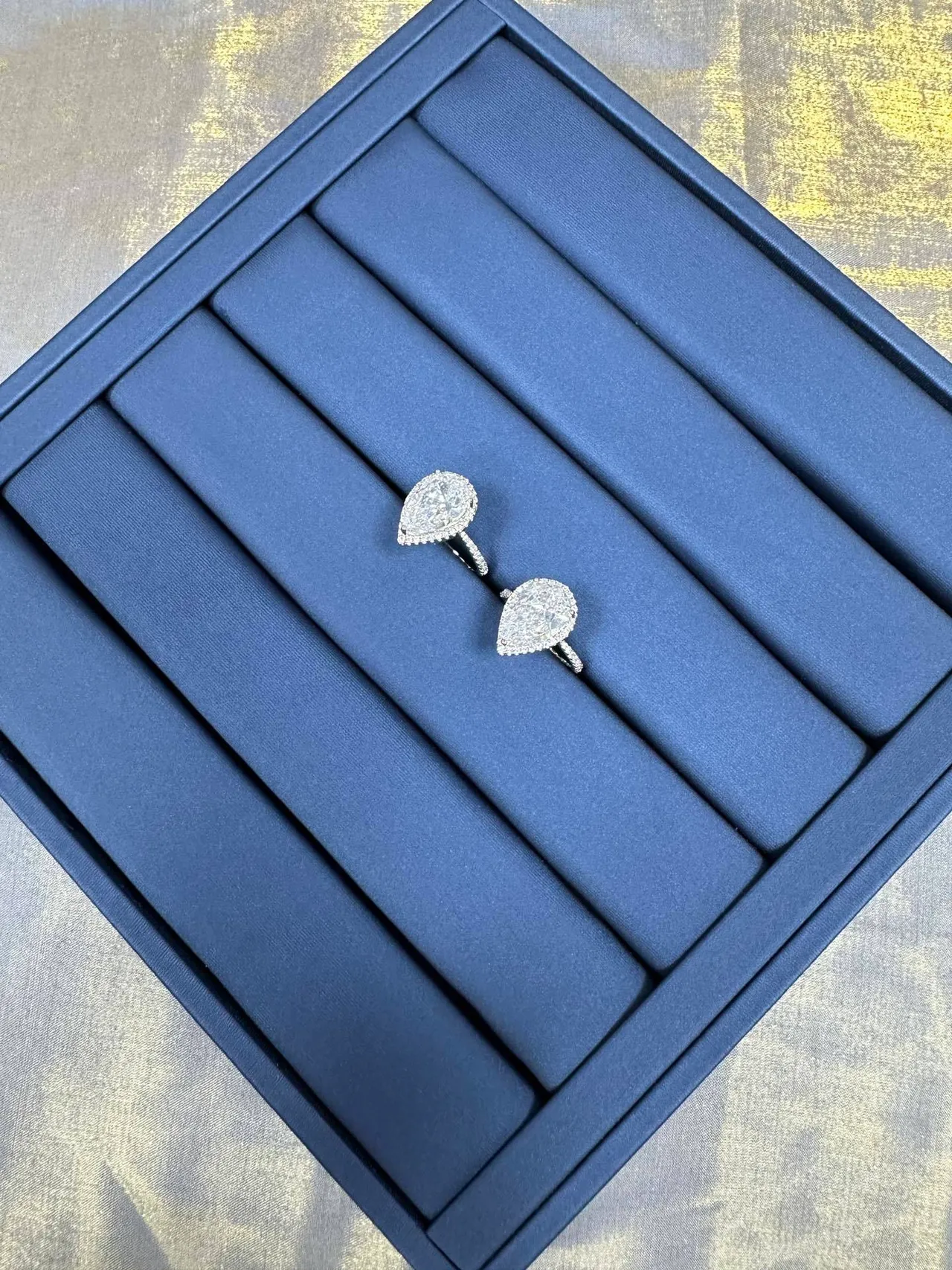 apm Monaco Pear-Cut Halo Diamond Rings 6