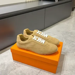 أحذية سنيكرز بيج سويد low top lifestyle