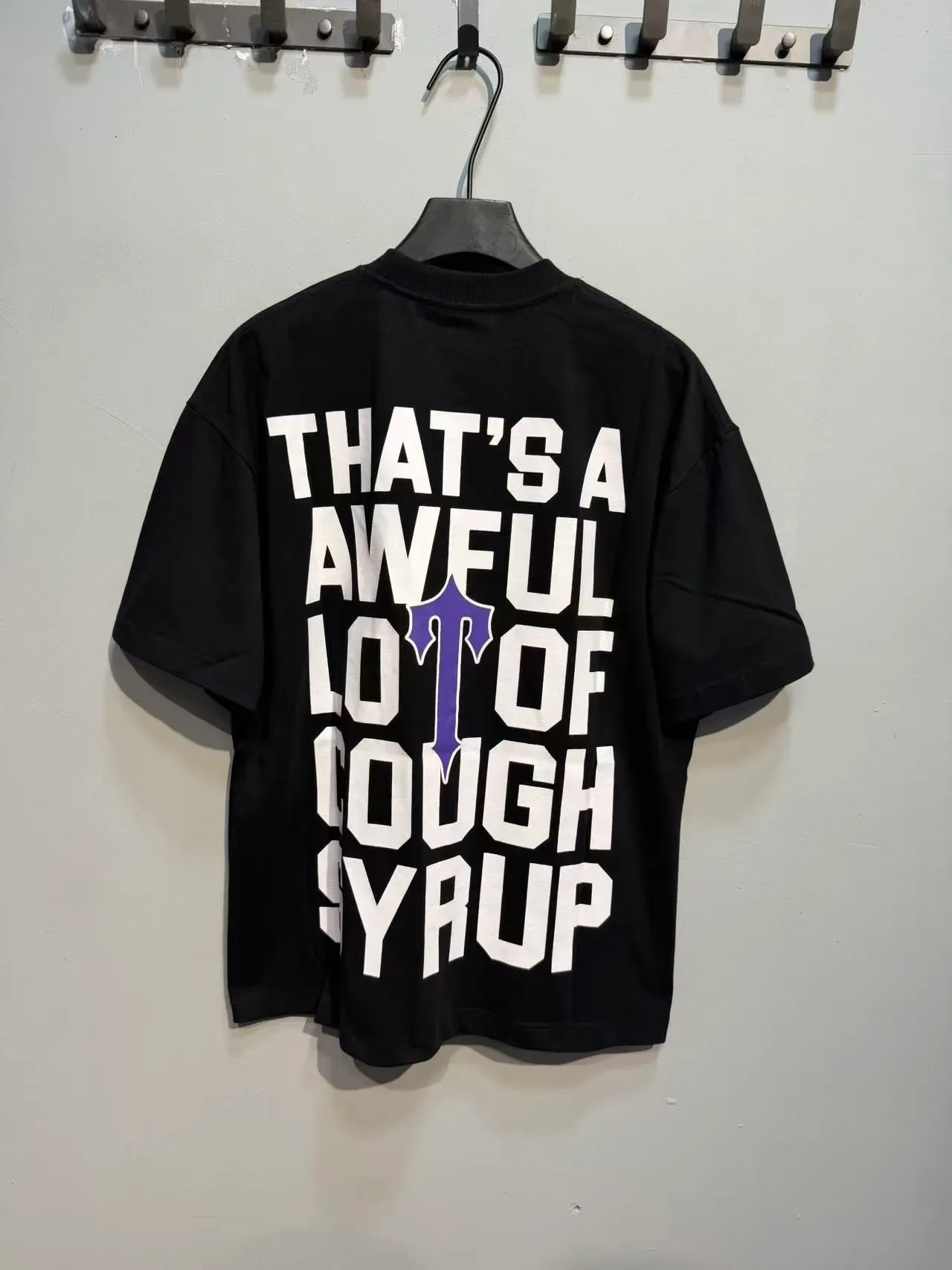 Black and Gray Graphic Text Print Oversized T-Shirt 3