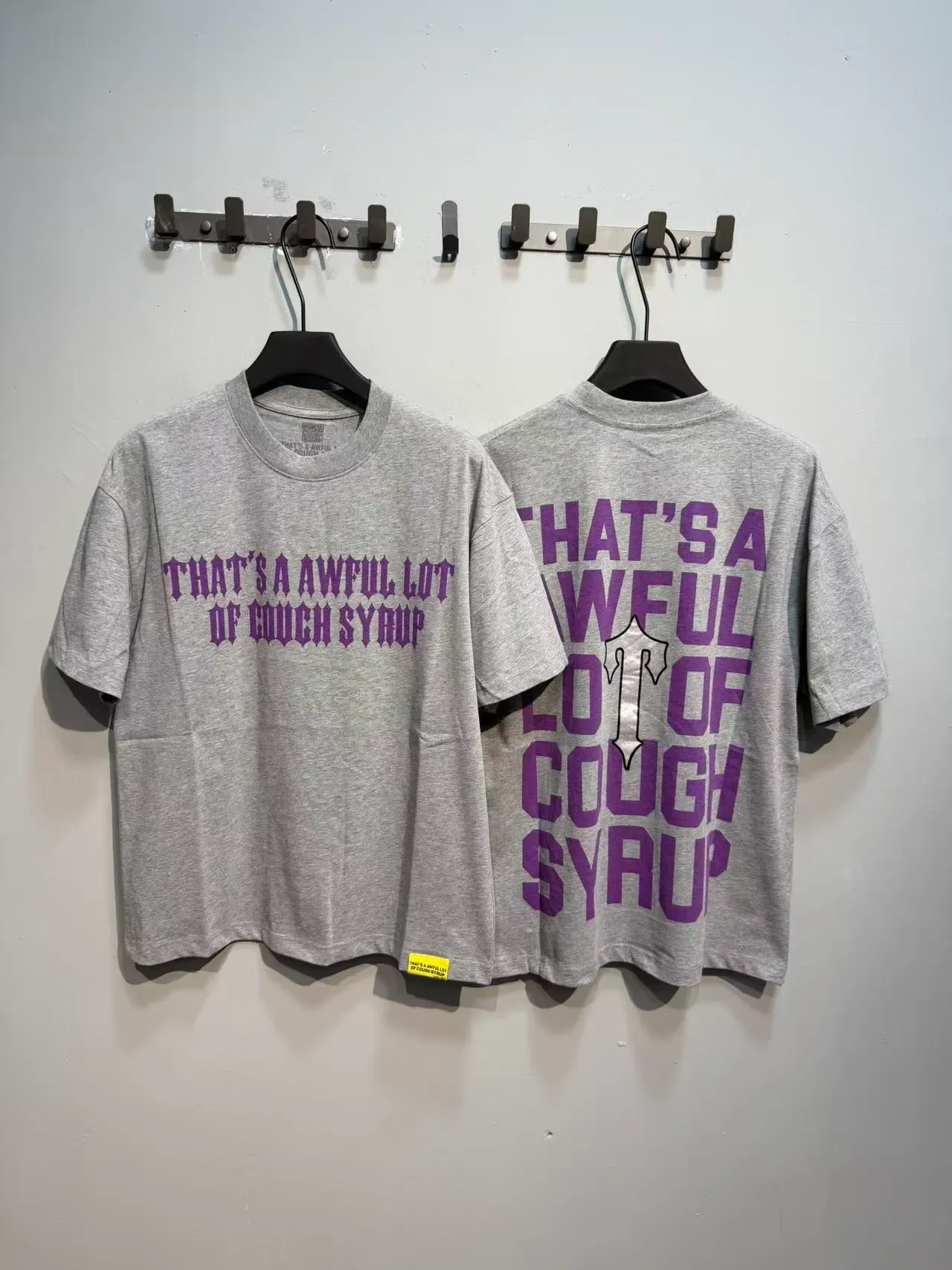 Black and Gray Graphic Text Print Oversized T-Shirt 5