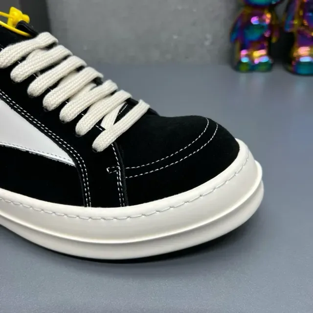 Black and White Geometric Panel Low-Top Sneakers 3