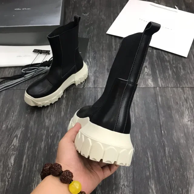 Black Beige Leather Upper Elastic Side Panels Chelsea Boots 4