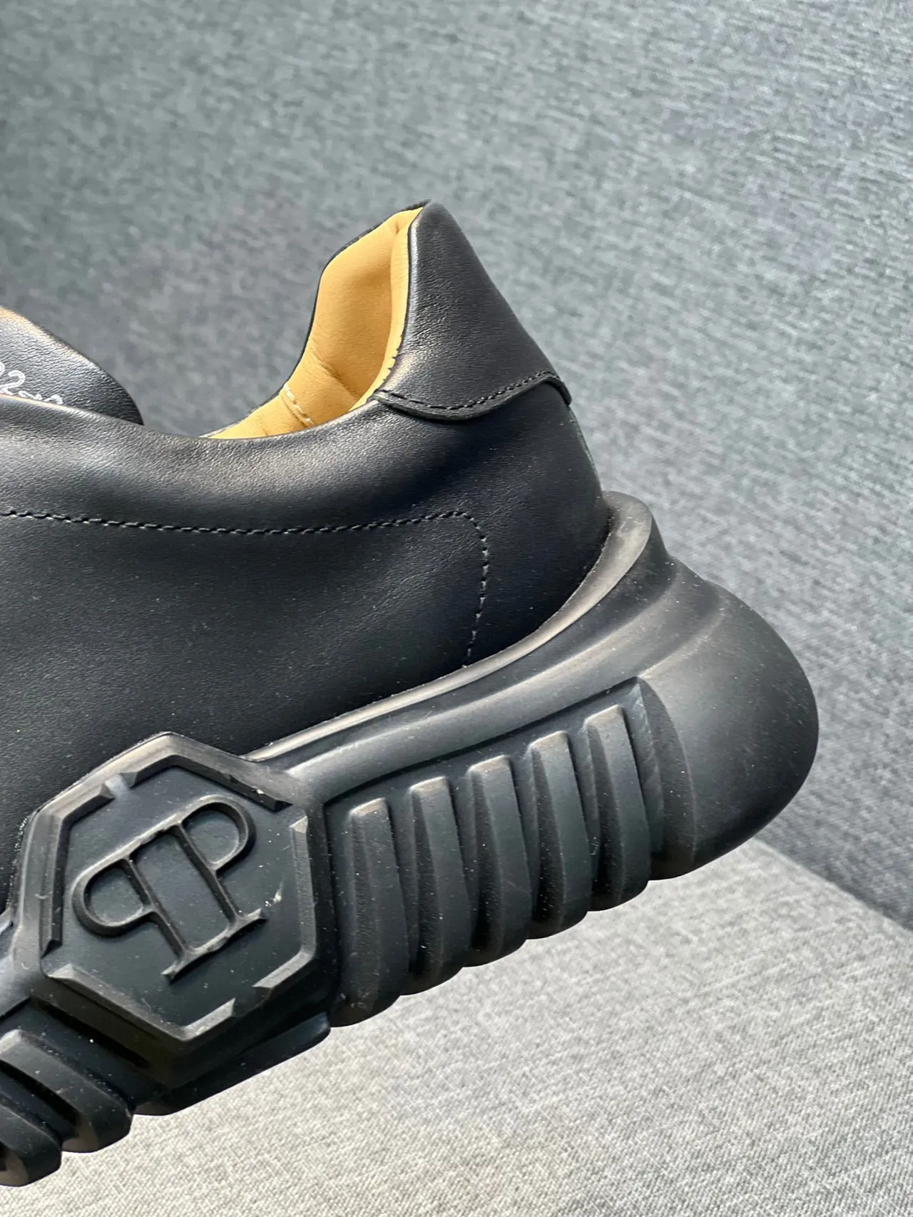 Black Beige Leather Upper Sculpted Sole Chunky Sneakers 7