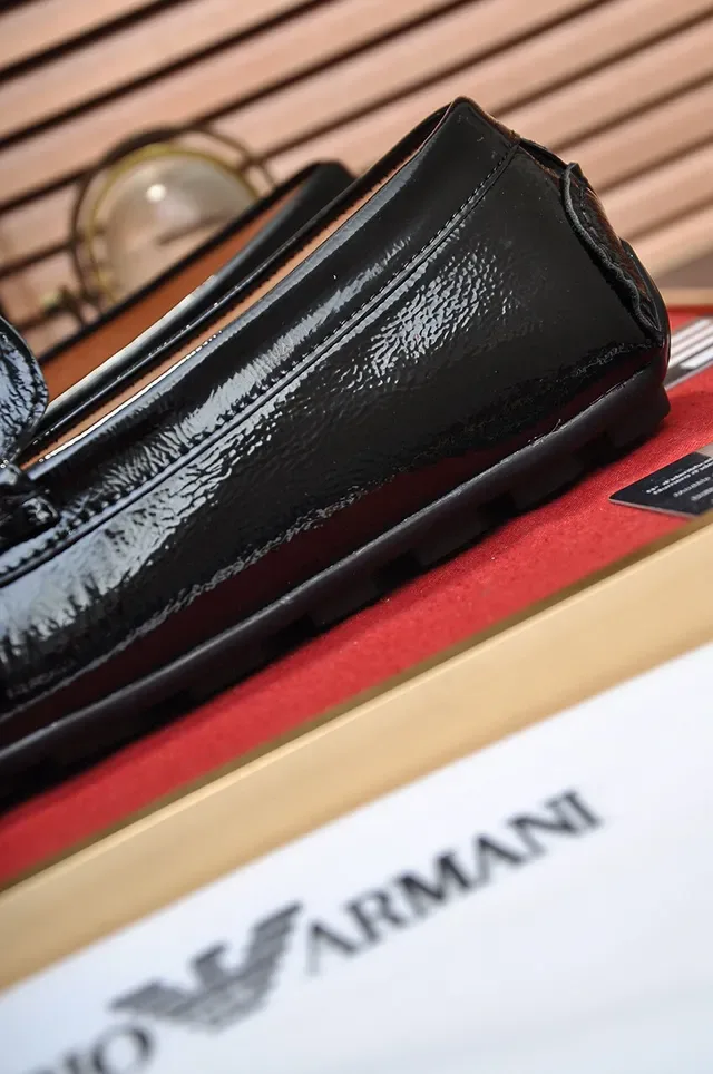 Mocasín Negro y Marrón Cuero Patentado Brillante con Hebilla Horsebit 2