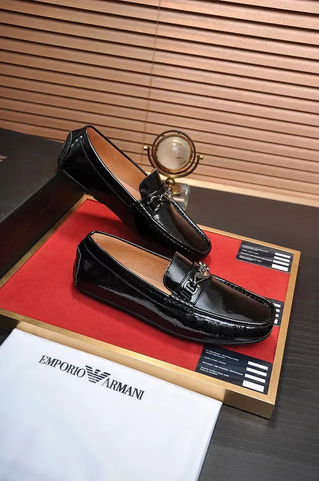 Mocasín Negro y Marrón Cuero Patentado Brillante con Hebilla Horsebit 4