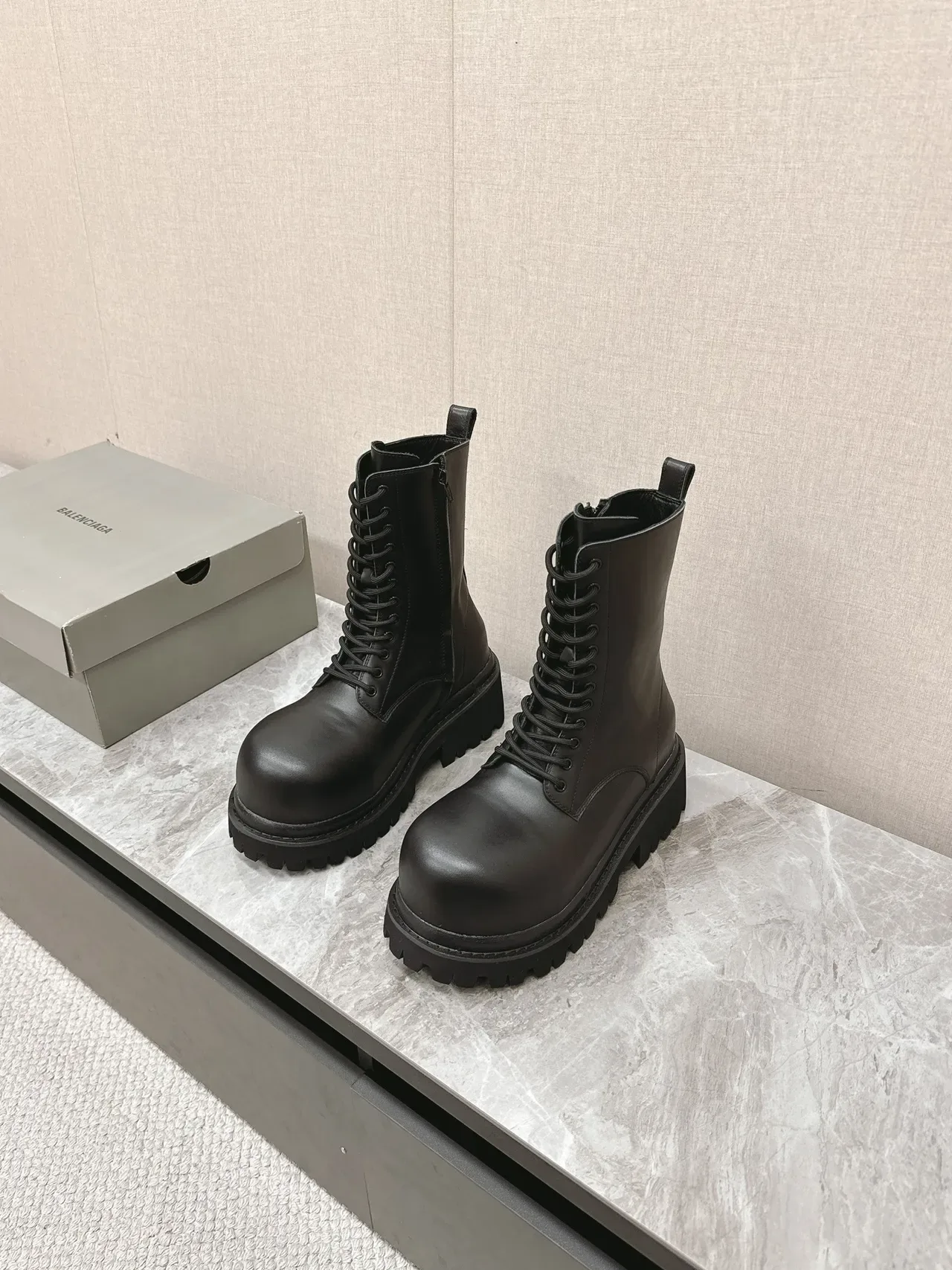 काले Chunky Lug Sole Smooth Upper एंकील बूट्स 5