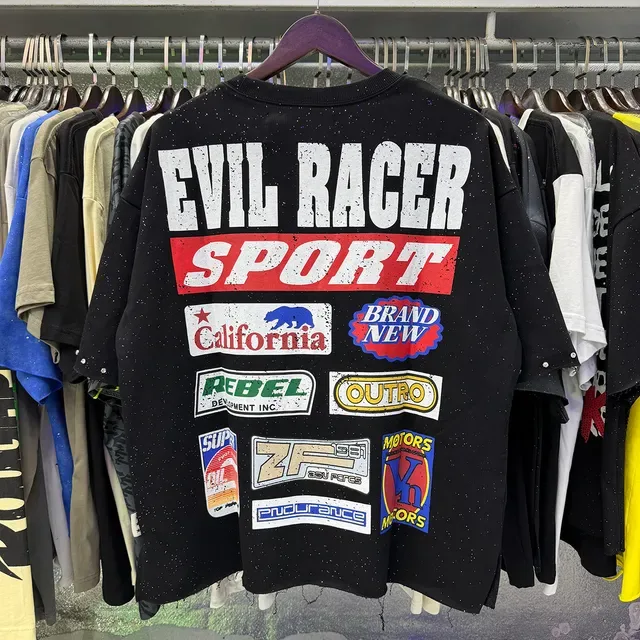 Black Graphic-Print Rivet-Trimmed Oversized T-Shirt 9