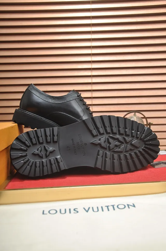 Zapatos Derby de Cuero con Cap-Toe Negro 3