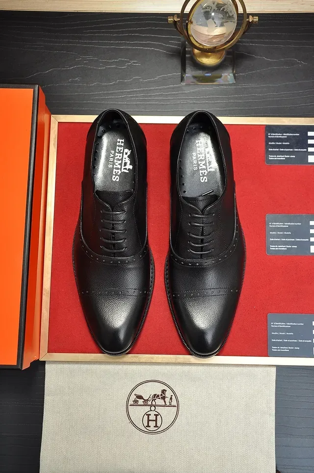 Black Pebbled Leather Full Brogue Oxford Shoes 5