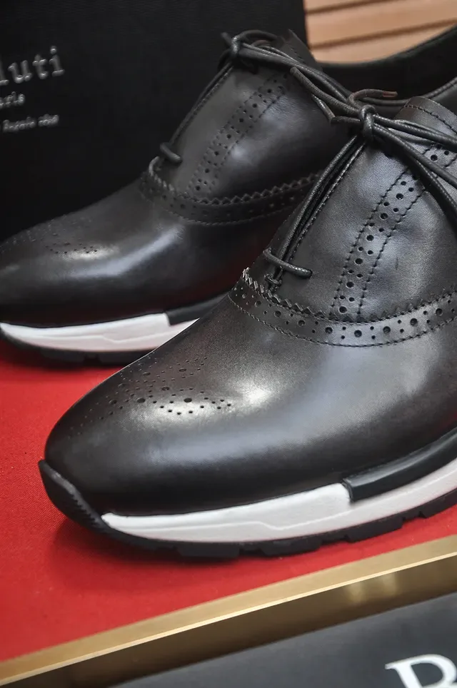 Black White Leather Detailing Brogue 2
