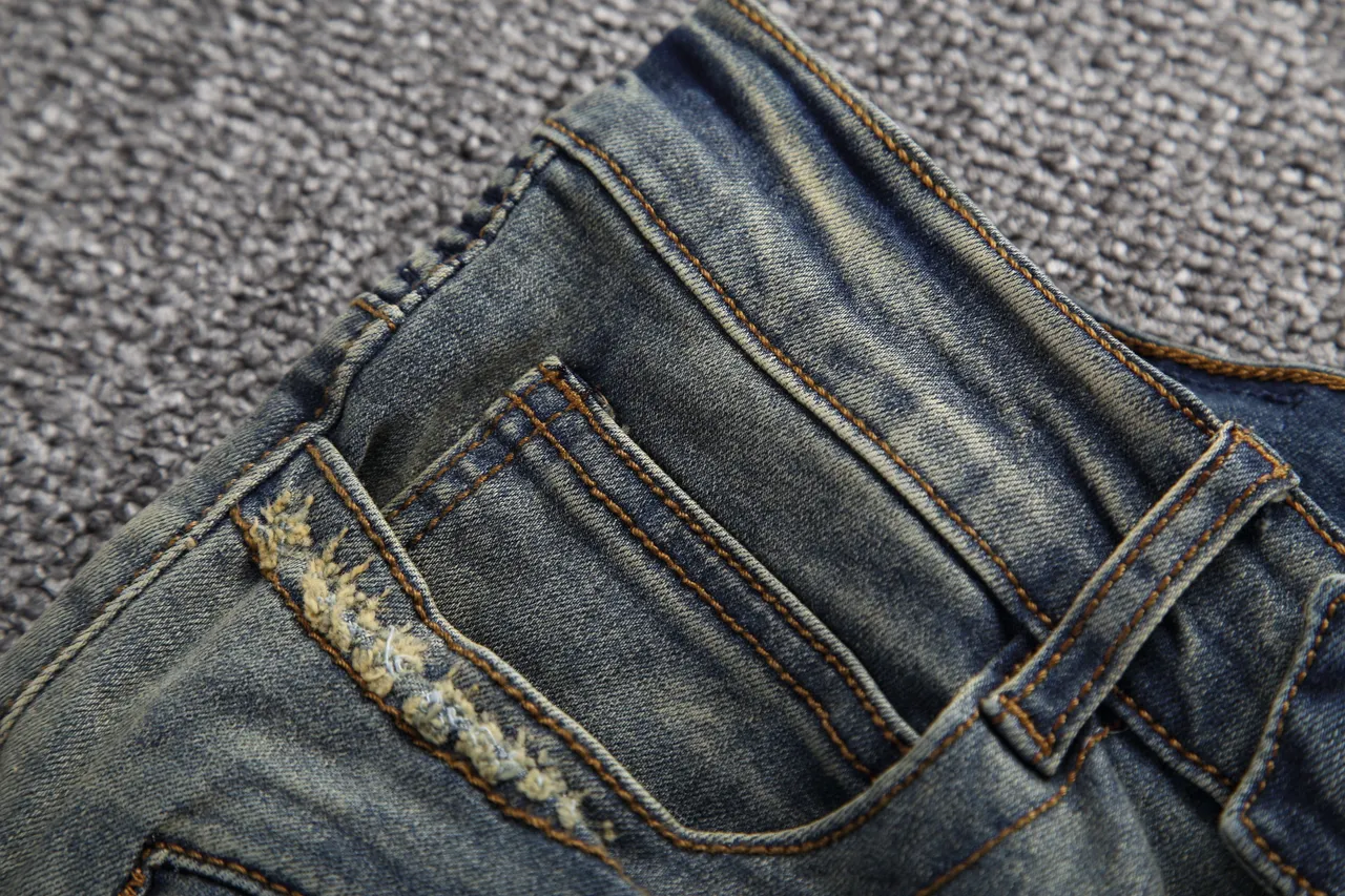 Blue Beige Distressed Zippered Side Pockets Shorts 8