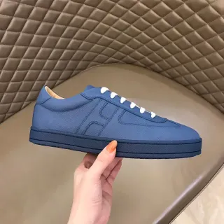 Zapatillas Azules Paneladas Low Top con Cordones
