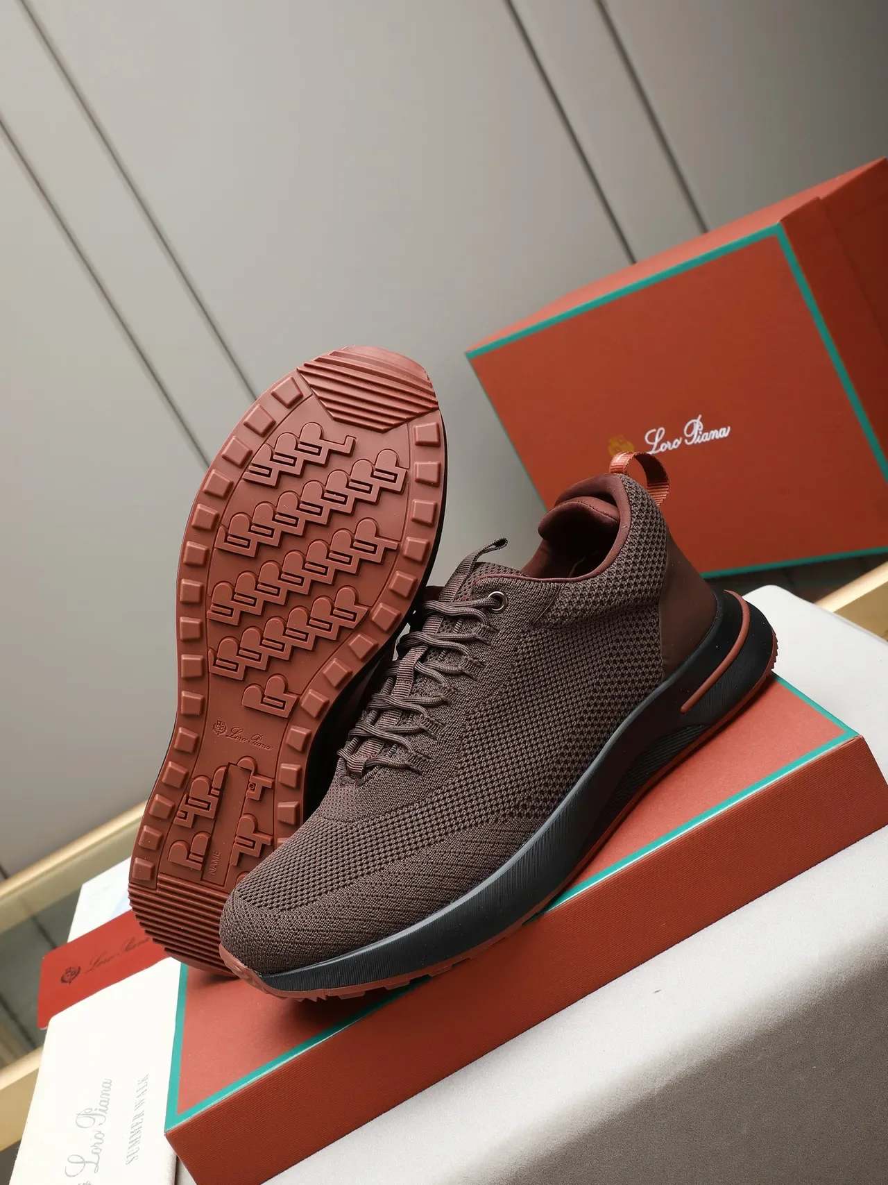 Brown Red Knit Upper Molded Black Midsole Sneakers 4