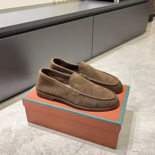 Mocassins slip-on de camurça marrom com ponta Moc-Toe