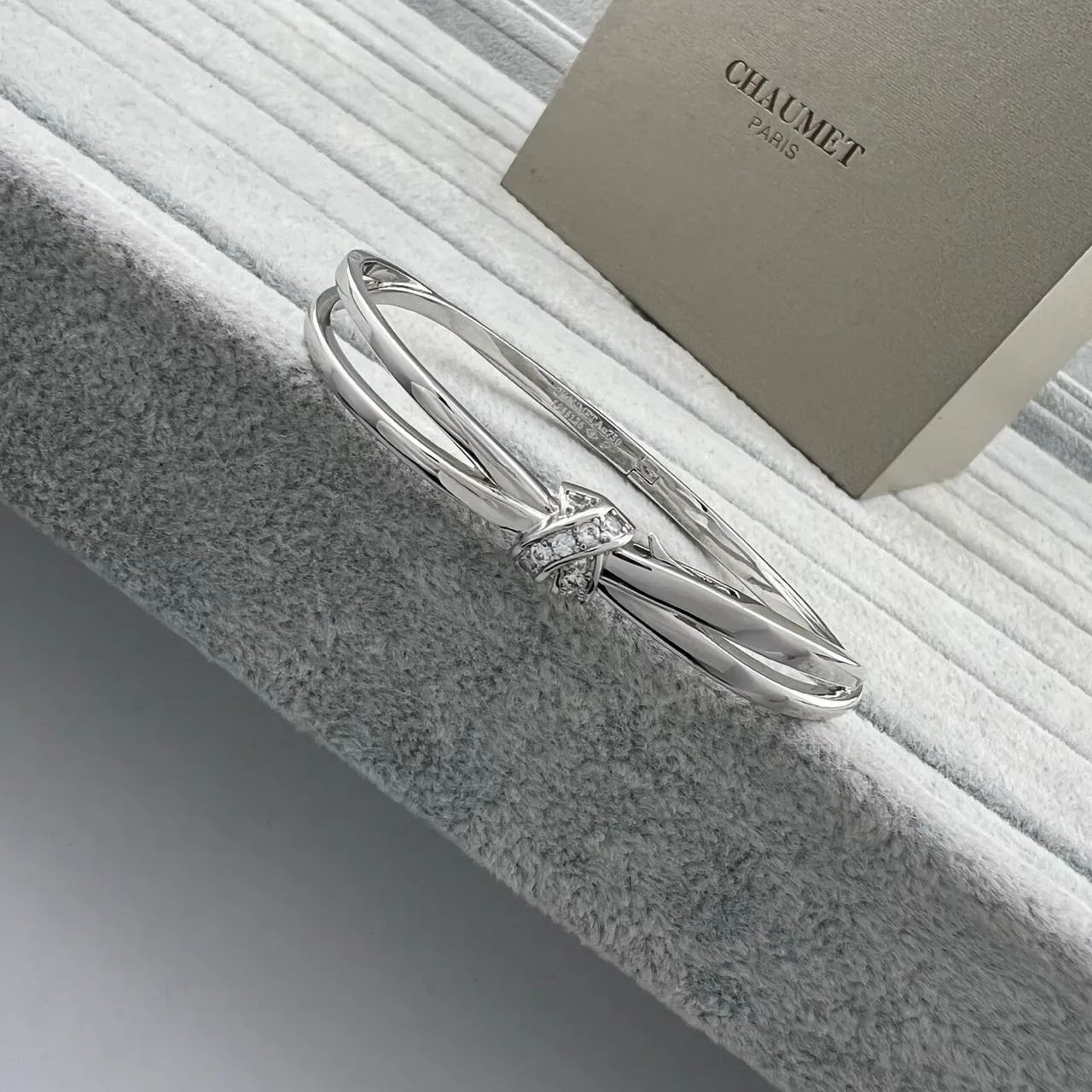 Chaumet Liens Knot Motif أساور ماسية 4
