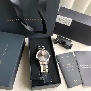 Daniel Wellington Classic Petite Silver Sunray Dial Quartz Watch