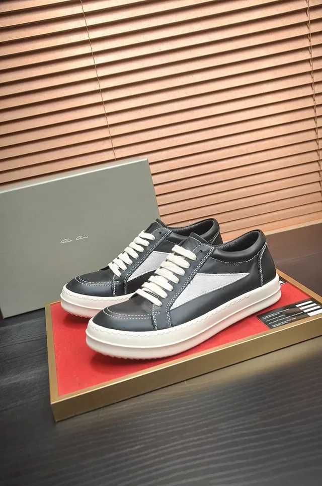 Sneaker plataforma con paneles gris oscuro y gris claro 4