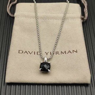 David Yurman Collier avec pendentif de pierre facetée noire