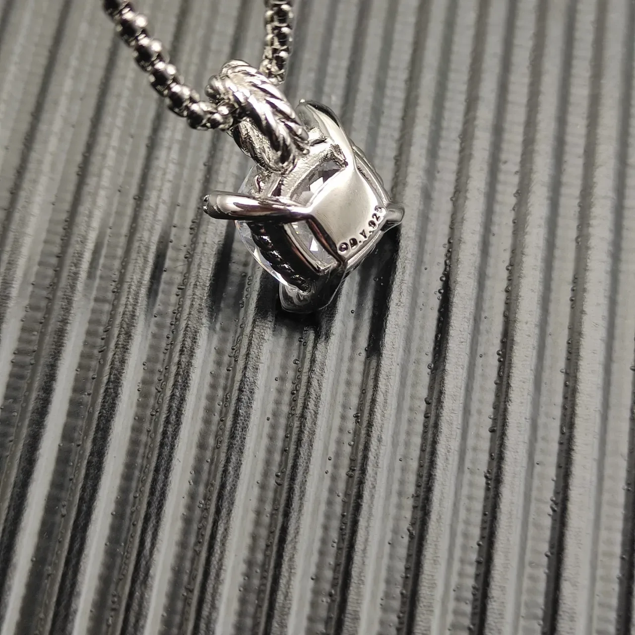 David Yurman Silver Beige Cushion-Cut Stone Four-Prong Setting Necklace 7