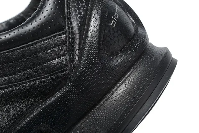 ECCO Black Red Perforated Leather Upper Sculpted Multi-Density Midsole Lifestyle Sneakers 11