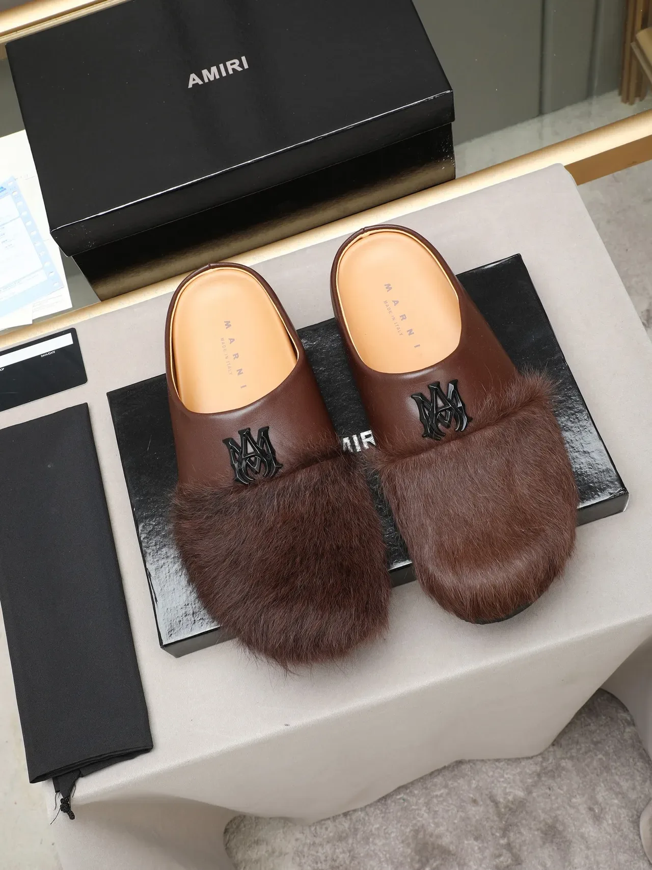 Chinelo mule plataforma com forro de pelo casual 3
