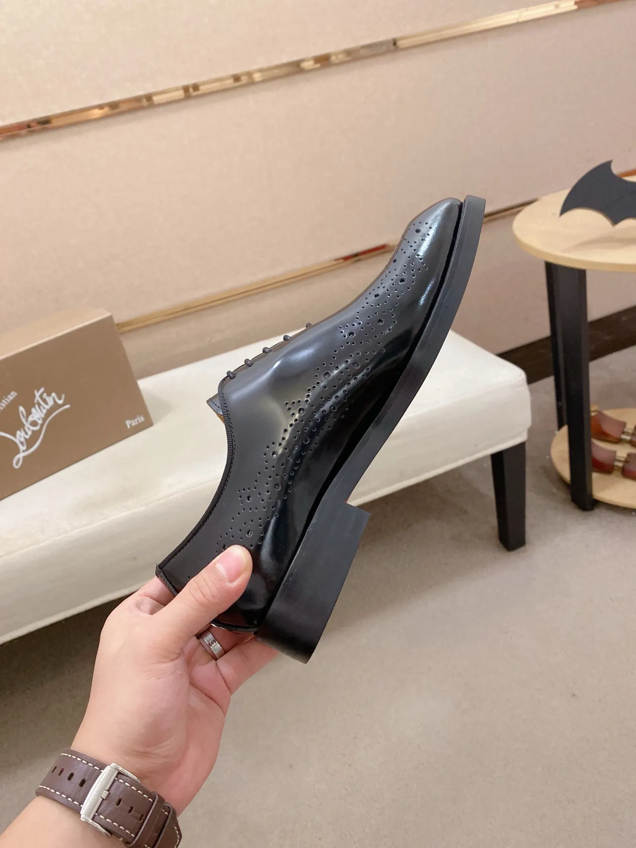 Brogues de cuero negro brillante full brogue wingtip cap toe 5