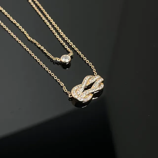 Colliers de ton doré et argenté Pave Knot et Solitaire Stone 3