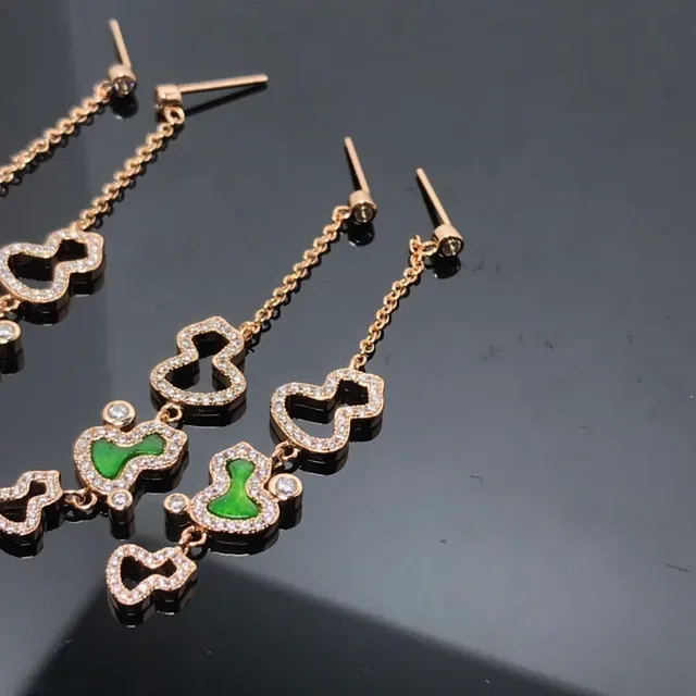 Gold Multicolor Heart-Shaped Outlines Pave-Set Crystals Earrings 2
