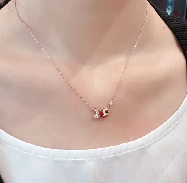 Gold Red Chain Fish-Shaped Pendant Necklace 9