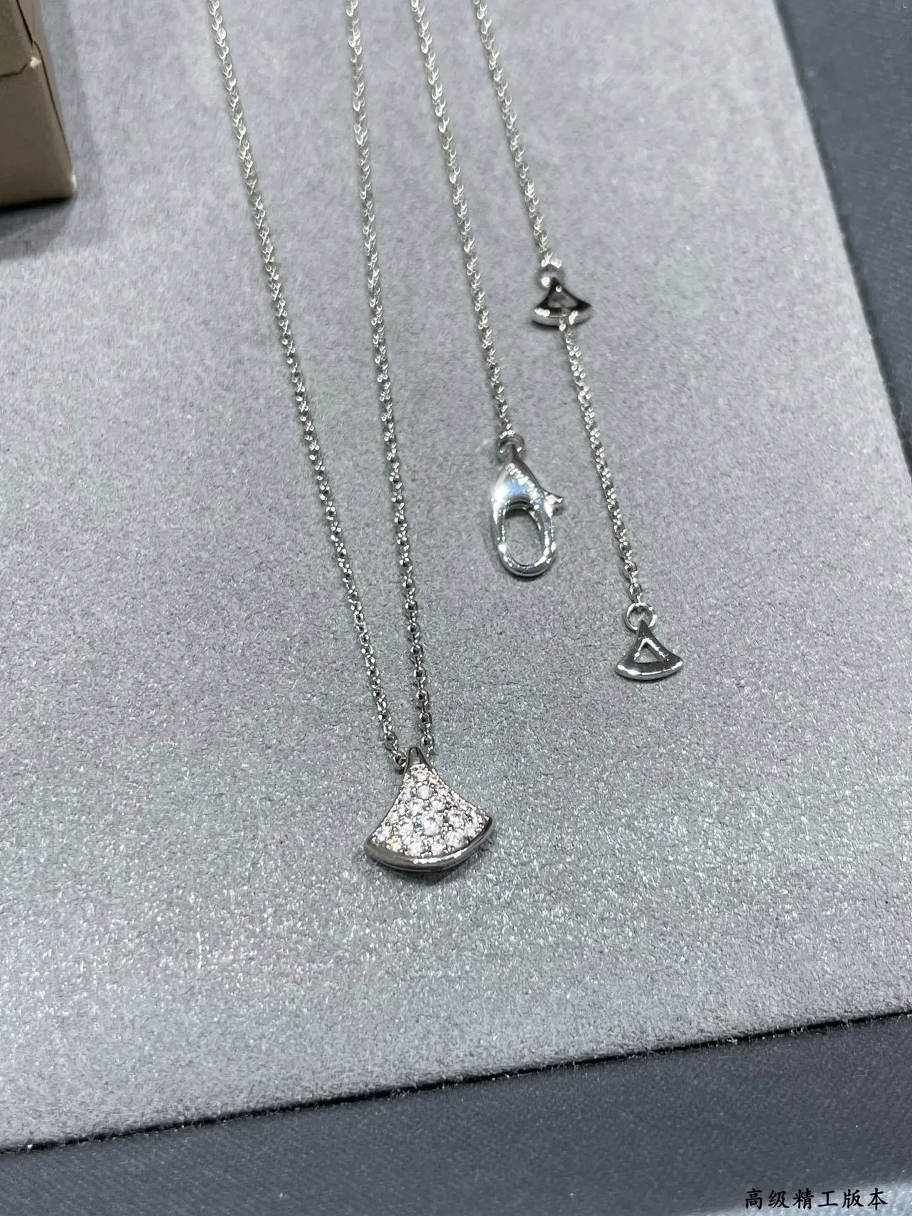 Gold Silver Fan-Shaped Pendant Pavé-Set Stones Necklace 2
