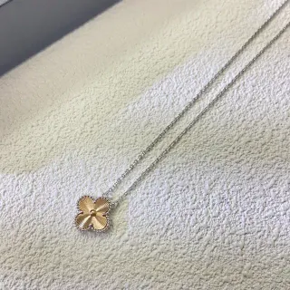 Collier Pendentif Fleur Quatre Pétales Or Argent Texturé Radial