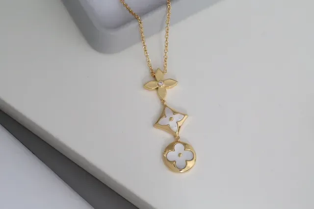 Gold Silver Multi-Pendant Drop Floral And Geometric Motifs Necklace 2