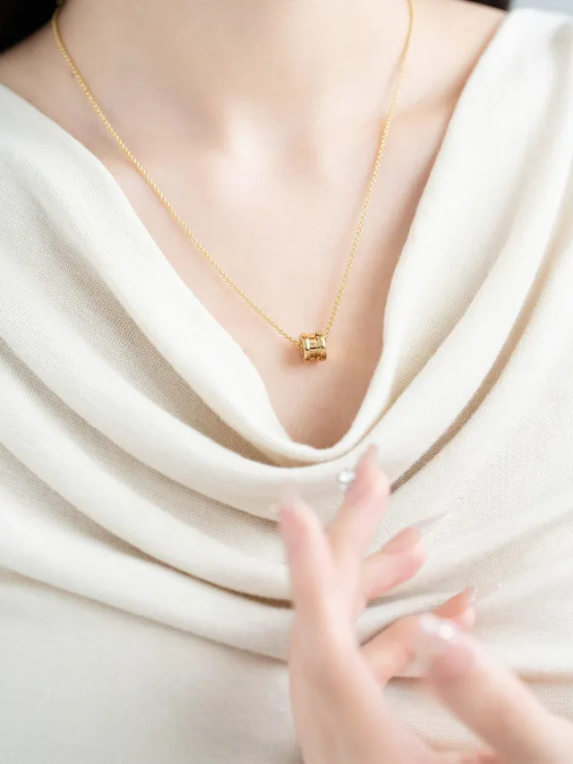 Gold Silver Stacked Cylindrical Pendant Polished Metal Necklace 6